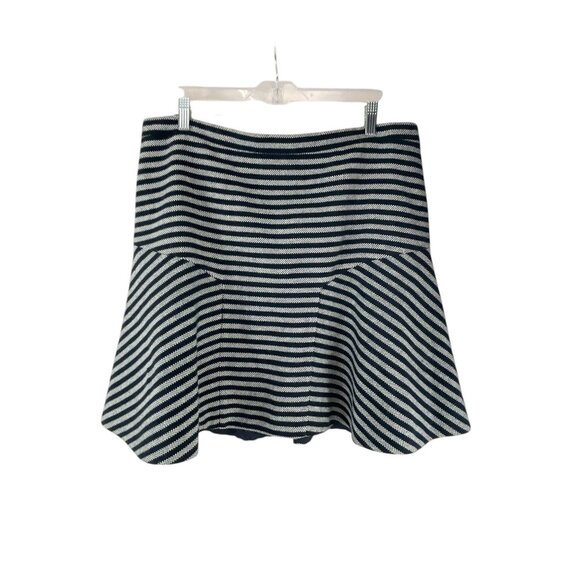 J.Crew Women's Flared Striped Knit Mini Skirt Navy & White Sz 14 Nautical Flowy - Picture 3 of 6